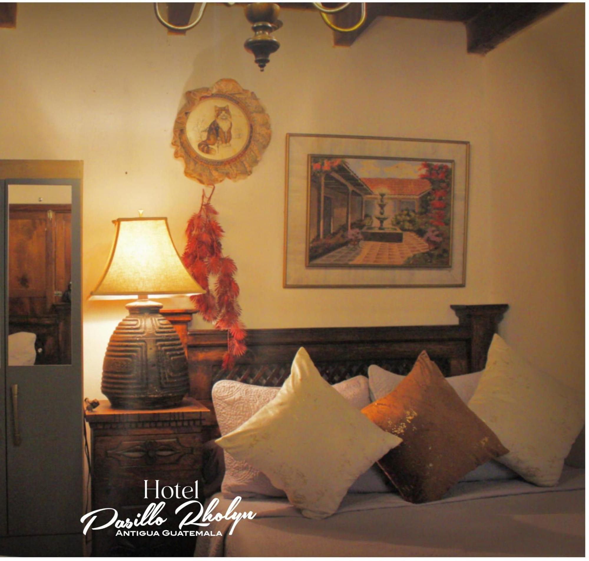 Hotel Rholyn Pura Vida !! Antigua Екстер'єр фото